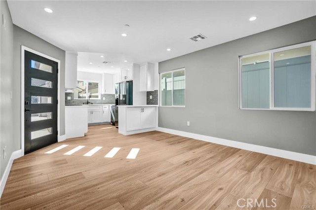 Detail Gallery Image 4 of 15 For 2128 W 238th St a,  Torrance,  CA 90501 - 2 Beds | 2 Baths