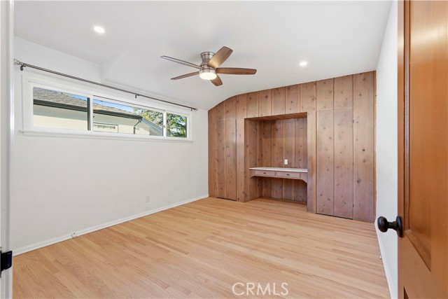 Detail Gallery Image 15 of 35 For 9207 Whitaker Ave, Northridge,  CA 91343 - 4 Beds | 2 Baths