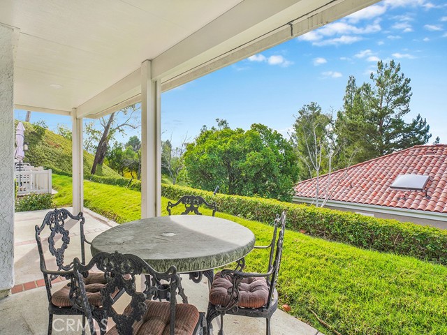 23469 El Greco, Mission Viejo CA: https://media.crmls.org/medias/6b400748-d54c-4aed-b0d2-79629c30fb69.jpg