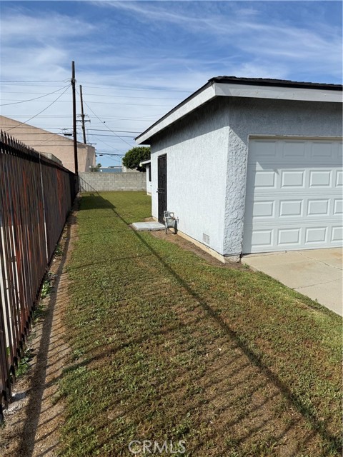 Detail Gallery Image 18 of 24 For 1813 W 151st, Compton,  CA 90220 - 4 Beds | 2 Baths