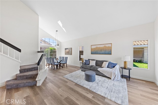 30612 Willow Village Drive, Menifee CA: https://media.crmls.org/medias/6b426aaa-fabd-4c9a-8e2d-f72c64e95c0d.jpg