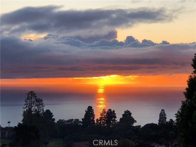 6884 Crest Road, Rancho Palos Verdes, California 90275, 5 Bedrooms Bedrooms, ,3 BathroomsBathrooms,Single Family Residence,For Sale,Crest,DW24135623