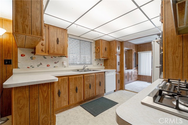 Detail Gallery Image 8 of 24 For 26200 Frampton Ave #33,  Harbor City,  CA 90710 - 2 Beds | 2 Baths