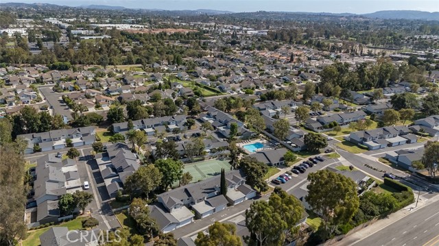 25532 Polaris Lane, Lake Forest CA: https://media.crmls.org/medias/6b436db4-d55d-435d-a83e-e324d89763f5.jpg
