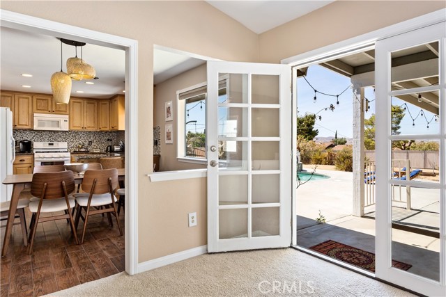 Detail Gallery Image 10 of 31 For 58338 Desert Gold Dr, Yucca Valley,  CA 92284 - 4 Beds | 2 Baths