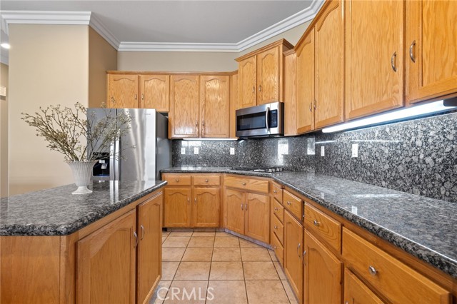 Detail Gallery Image 14 of 39 For 9600 Lake Superior Dr, Bakersfield,  CA 93312 - 4 Beds | 3/1 Baths