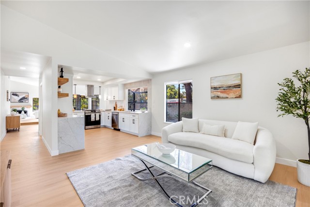Detail Gallery Image 15 of 36 For 99 Village Loop Rd, Phillips Ranch,  CA 91766 - 4 Beds | 2 Baths