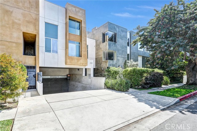 Front Image Thumbnail for CRSR26062671