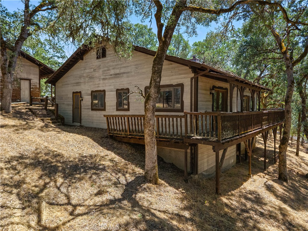 https://media.crmls.org/medias/6b455219-9a39-4f64-b520-c505bf43de99.jpg?preset=X-Large
