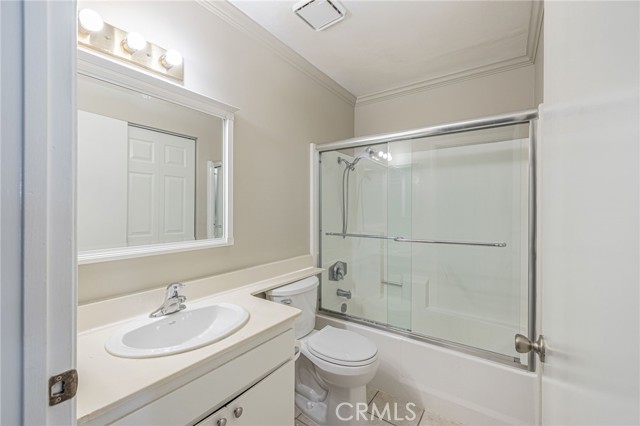 Detail Gallery Image 23 of 33 For 18186 Sundowner Way #1038,  Canyon Country,  CA 91387 - 3 Beds | 2 Baths