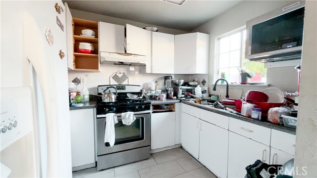 Detail Gallery Image 24 of 30 For 2719 Xavier, East Palo Alto,  CA 94303 - 7 Beds | 4 Baths