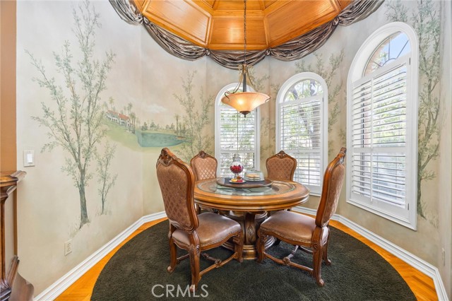 Detail Gallery Image 22 of 72 For 8905 Saint Cloud Ln, Bakersfield,  CA 93311 - 4 Beds | 4/1 Baths