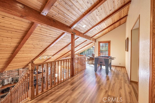 42756 Tannenbaum Platz, Big Bear Lake CA: https://media.crmls.org/medias/6b48e633-46f8-4cdc-a025-935f159f49e4.jpg