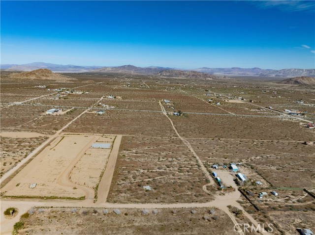 Detail Gallery Image 17 of 24 For 55138 Lilac, Landers,  CA 92285 - – Beds | – Baths