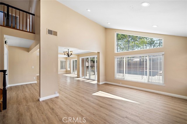 21572 Via Invierno, Lake Forest CA: https://media.crmls.org/medias/6b495409-90e6-4394-9ceb-4bb727c07074.jpg