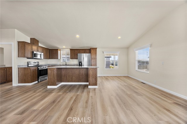 Detail Gallery Image 16 of 36 For 256 Mary Kay Ln, Bakersfield,  CA 93308 - 3 Beds | 2 Baths