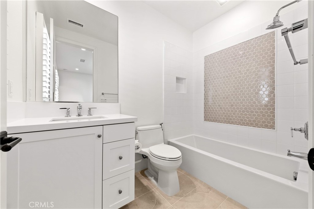 MLS #OC26152221 image #34