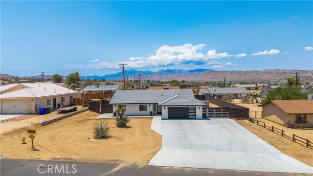 Detail Gallery Image 1 of 37 For 7412 Del Monte Ave, Yucca Valley,  CA 92284 - 3 Beds | 2 Baths