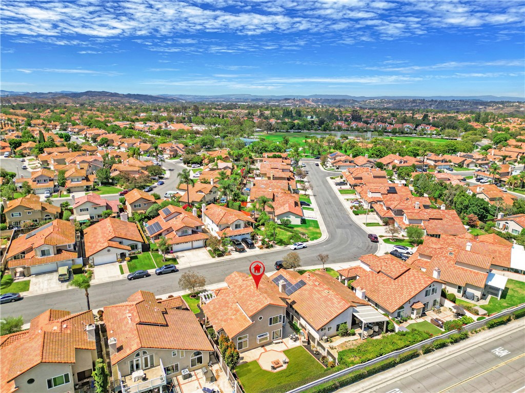 https://media.crmls.org/medias/6b4bf62f-b061-46ce-9592-58108882cfcb.jpg?preset=X-Large