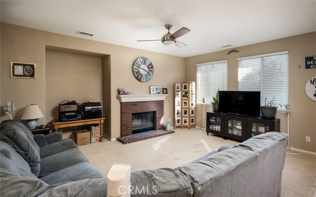 Detail Gallery Image 10 of 37 For 29095 Light Sails Ct, Menifee,  CA 92585 - 3 Beds | 2 Baths