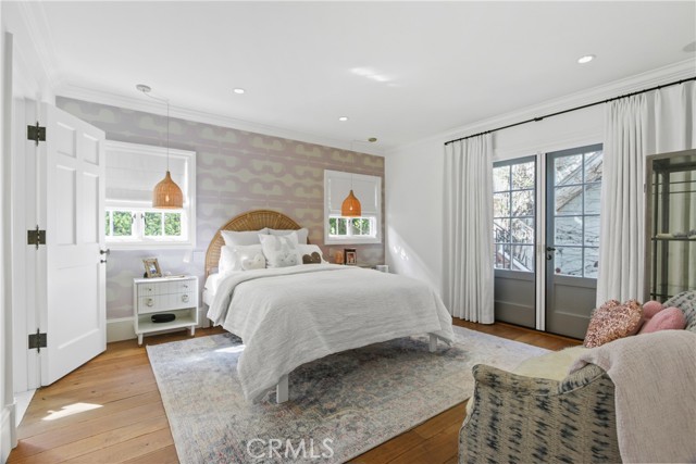 Detail Gallery Image 16 of 45 For 464 Holly, Laguna Beach,  CA 92651 - 4 Beds | 3/1 Baths