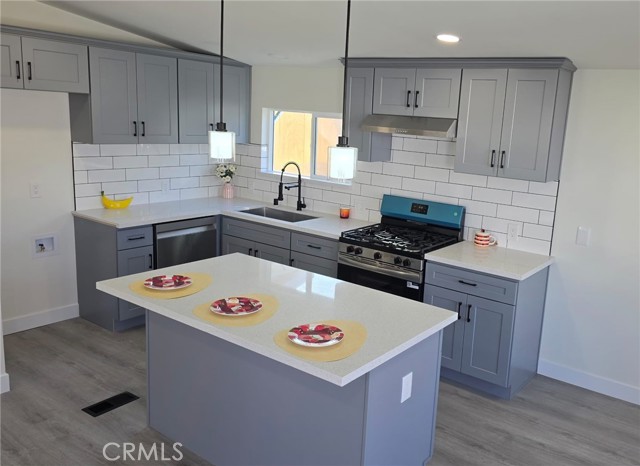Detail Gallery Image 6 of 32 For 9340 Foothill Bld #20,  Rancho Cucamonga,  CA 91730 - 2 Beds | 2 Baths
