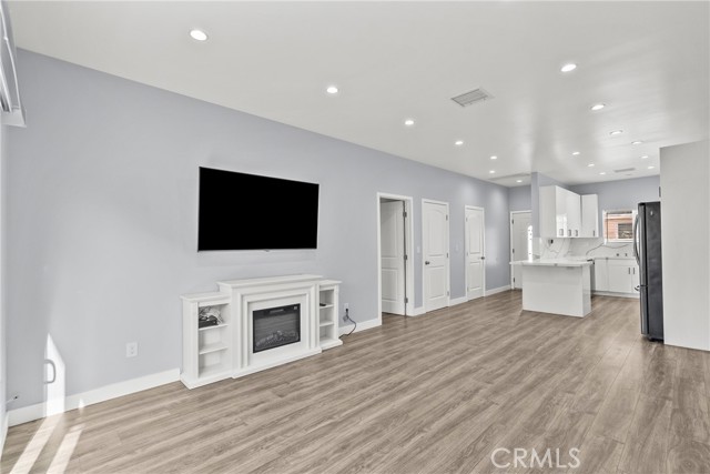 Detail Gallery Image 9 of 47 For 7239 Kraft, North Hollywood,  CA 91605 - 3 Beds | 2 Baths