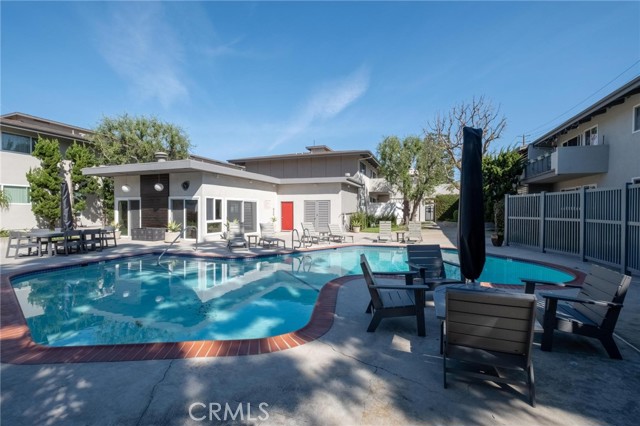 1745 Maple Avenue, Torrance CA: https://media.crmls.org/medias/6b4d08f5-7a4d-4576-8c79-1886322b5aad.jpg