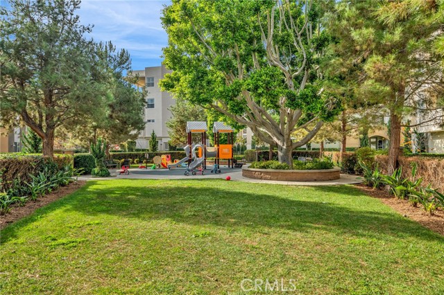 Detail Gallery Image 73 of 75 For 5450 Strand #202,  Hawthorne,  CA 90250 - 2 Beds | 2 Baths