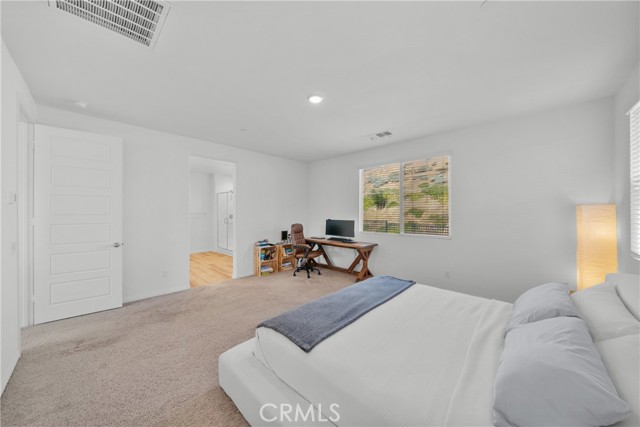 11298 Finders Court, Corona CA: https://media.crmls.org/medias/6b5028fb-50e6-48d5-985d-0af9abbfd0c6.jpg