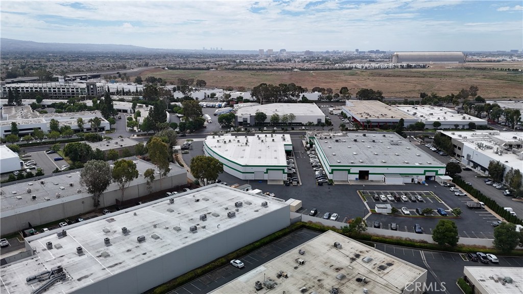 MLS #OC25252957 image #31