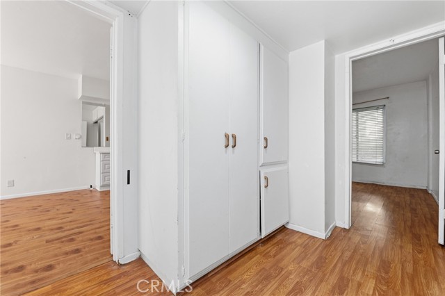 Detail Gallery Image 14 of 28 For 330 N Howard St #108,  Glendale,  CA 91206 - 2 Beds | 2 Baths