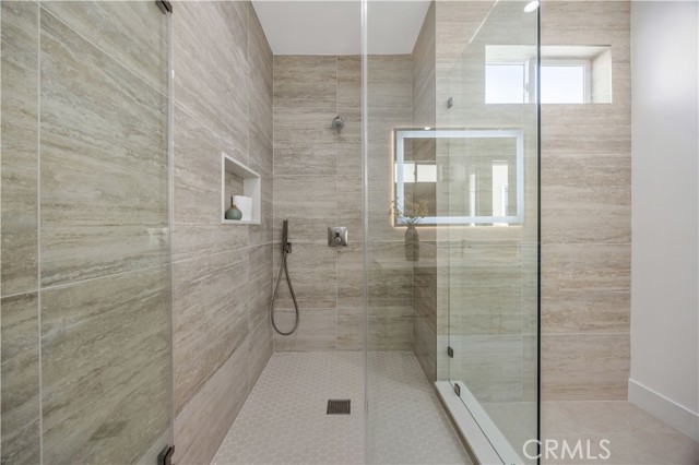 2405 Mathews Avenue, Redondo Beach CA: https://media.crmls.org/medias/6b50c4f3-a2dd-4002-9477-43d009c1bf3f.jpg