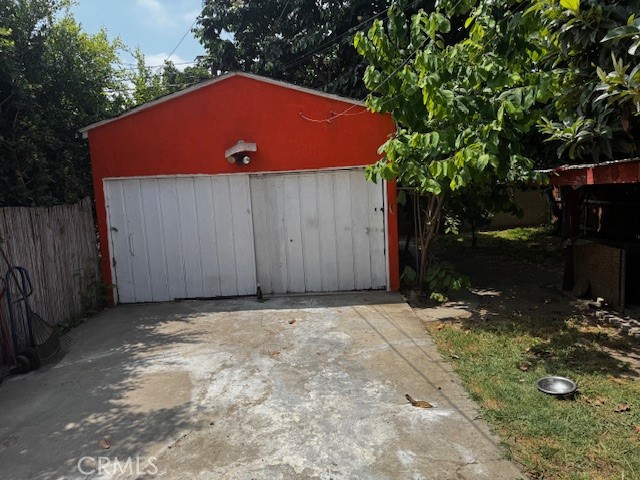 Detail Gallery Image 12 of 14 For 5951 S Van Ness Ave, Los Angeles,  CA 90047 - 2 Beds | 1 Baths