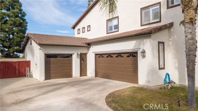 Detail Gallery Image 2 of 68 For 8651 Mill Pond Pl, Riverside,  CA 92508 - 5 Beds | 3/1 Baths