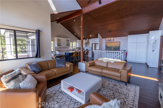 43866 Mendocino Drive, Big Bear Lake CA: https://media.crmls.org/medias/6b51584d-4280-4135-bed0-8066c64b2140.jpg