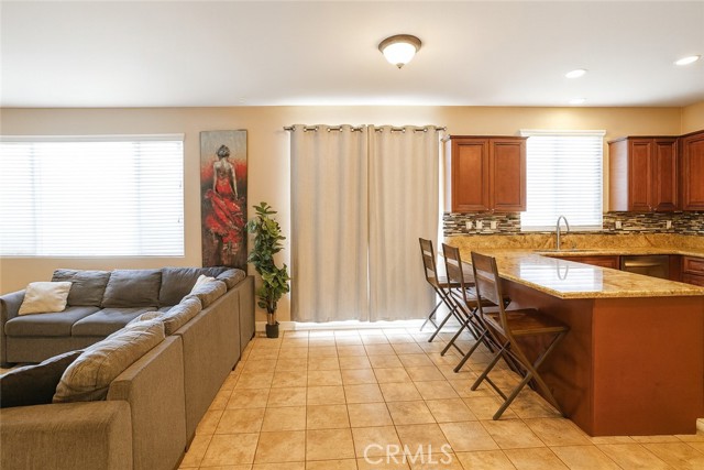 Detail Gallery Image 7 of 29 For 13674 Buena Vista, Hesperia,  CA 92344 - 5 Beds | 3 Baths