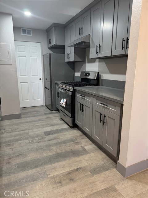 Detail Gallery Image 21 of 48 For 7445 Laurelgrove Ave #2,  North Hollywood,  CA 91605 - 3 Beds | 2 Baths