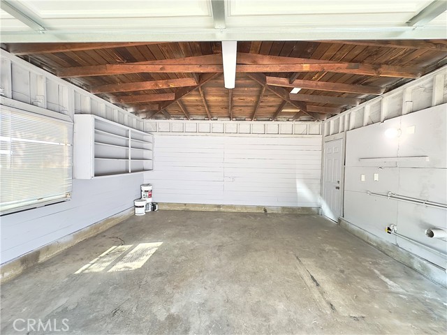 9459 Kaiser Avenue, Fontana CA: https://media.crmls.org/medias/6b52a160-7379-4f75-9cb1-7548e77cc3e0.jpg