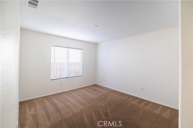 Detail Gallery Image 11 of 19 For 13125 Georgetown Ln, Victorville,  CA 92392 - 3 Beds | 2 Baths