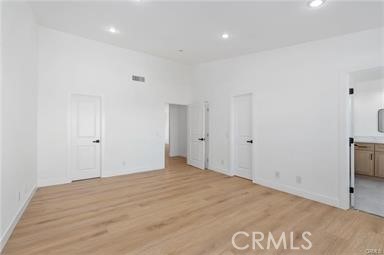 https://media.crmls.org/medias/6b5325db-cf2c-4c9d-b8e0-afea3f6c4868.jpg?preset=X-Large