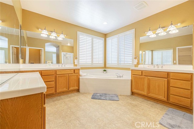 Detail Gallery Image 21 of 31 For 4138 Club Vista Dr, Palmdale,  CA 93551 - 5 Beds | 4 Baths