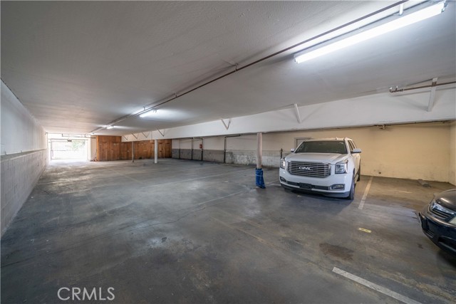 Detail Gallery Image 23 of 40 For 7437 Haskell Ave, Van Nuys,  CA 91406 - – Beds | – Baths