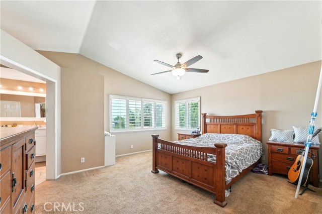 3622 Broken Twig Drive, Norco CA: https://media.crmls.org/medias/6b54b97f-3d84-4922-9020-bcb46baa4351.jpg