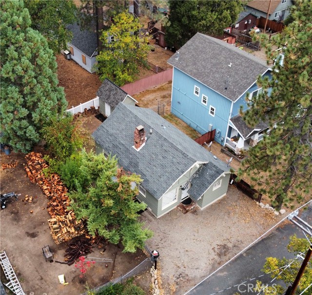 Detail Gallery Image 17 of 19 For 32961 Squirrel, Arrowbear,  CA 92382 - 2 Beds | 1 Baths