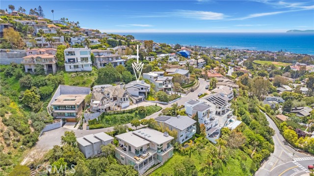 Detail Gallery Image 40 of 42 For 546 Temple Hills, Laguna Beach,  CA 92651 - 3 Beds | 3 Baths