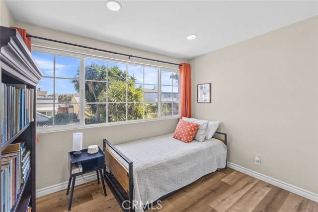 Image 27 of 51 For 18864 Cordata