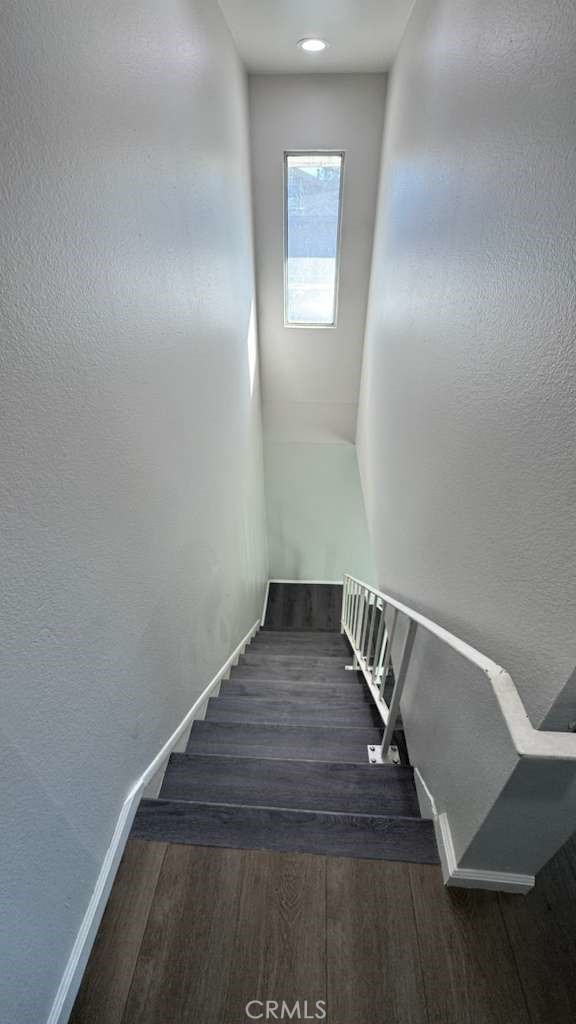Detail Gallery Image 9 of 12 For 1270 W 9th St, Corona,  CA 92882 - 2 Beds | 1/1 Baths