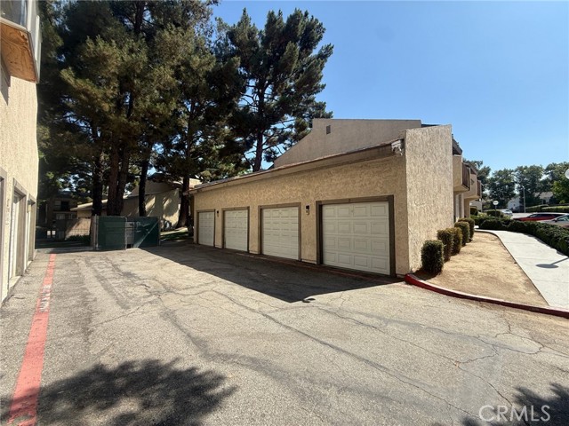 Detail Gallery Image 2 of 25 For 1251 S Meadow Ln #174,  Colton,  CA 92324 - 2 Beds | 2 Baths