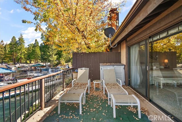 Detail Gallery Image 33 of 39 For 184 Ca-173 #43,  Lake Arrowhead,  CA 92352 - 3 Beds | 3 Baths
